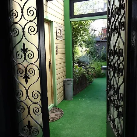 Bed & Breakfast L'art Du Temps 3*
