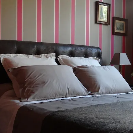 Bed & Breakfast L'art Du Temps 3*